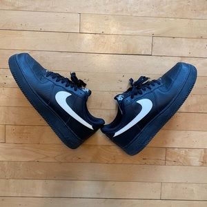Nike Air Force 1 black white size 12